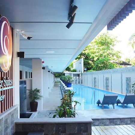 Commander Suites De Boracay Manoc-Manoc Exteriér fotografie