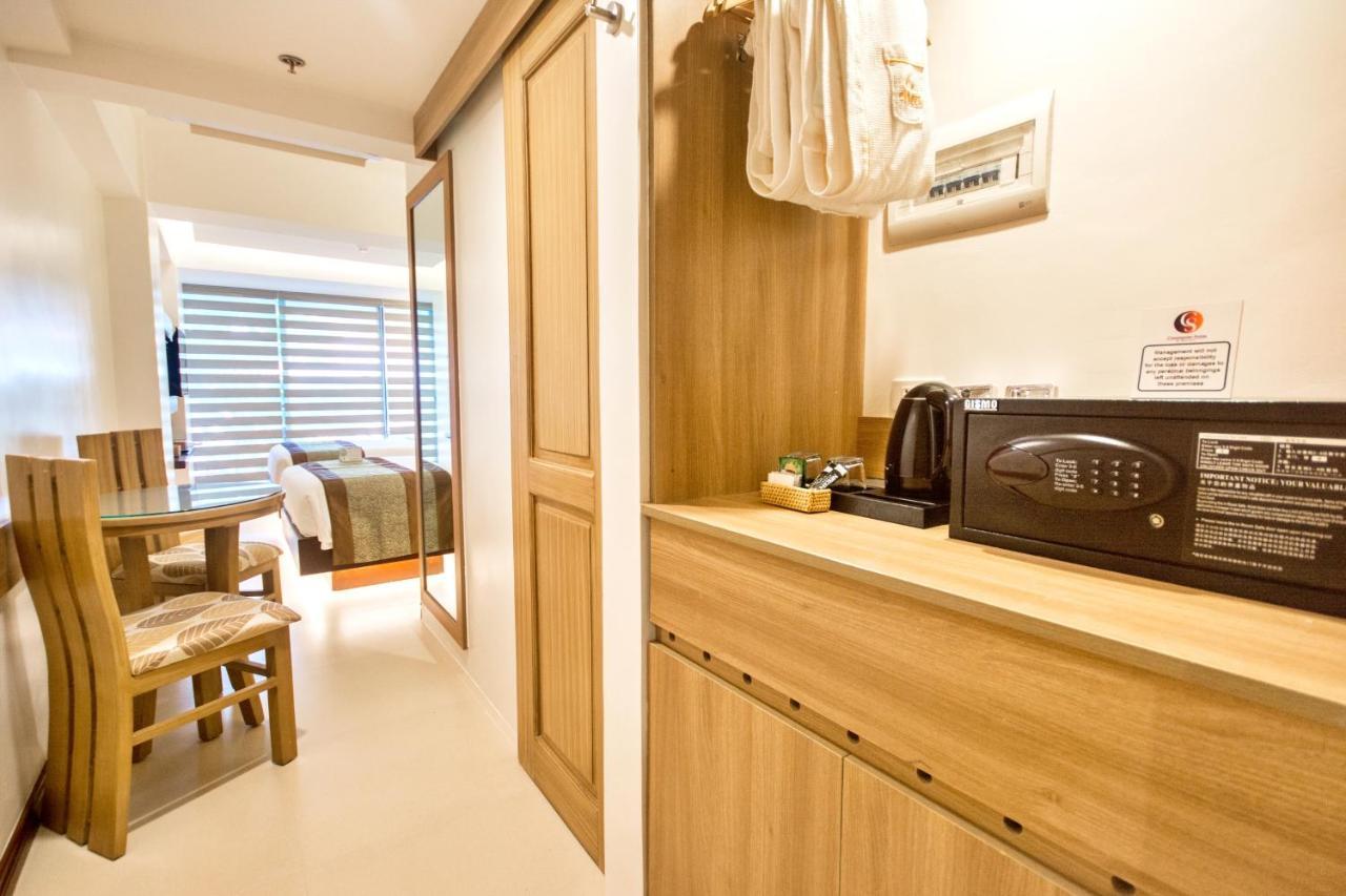 Commander Suites De Boracay Manoc-Manoc Exteriér fotografie