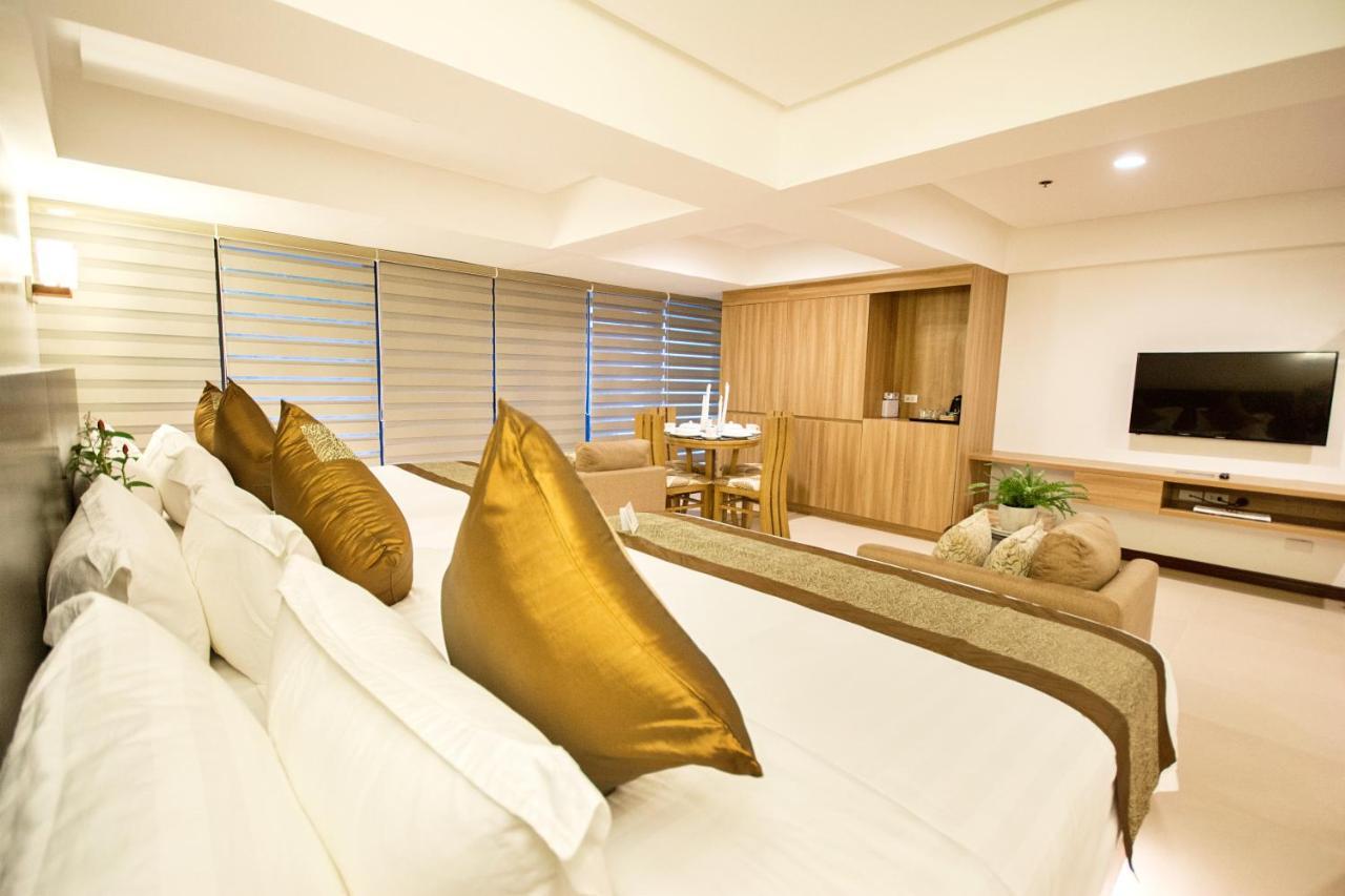 Commander Suites De Boracay Manoc-Manoc Exteriér fotografie