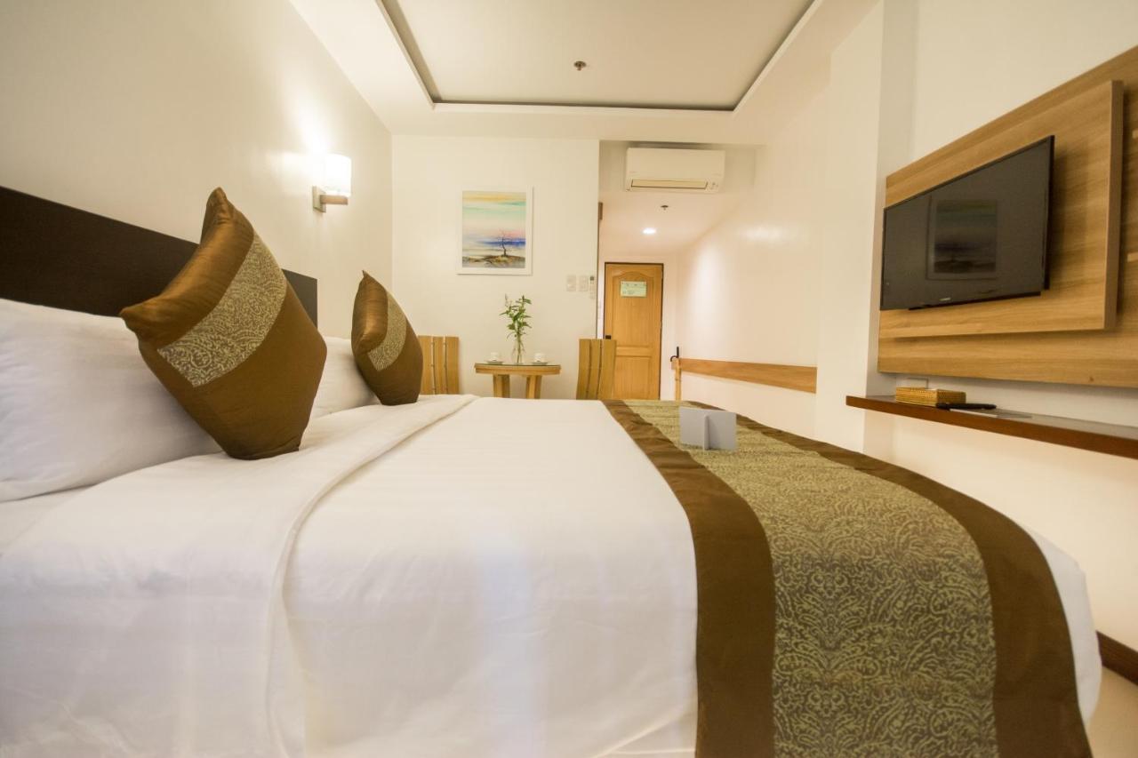 Commander Suites De Boracay Manoc-Manoc Exteriér fotografie